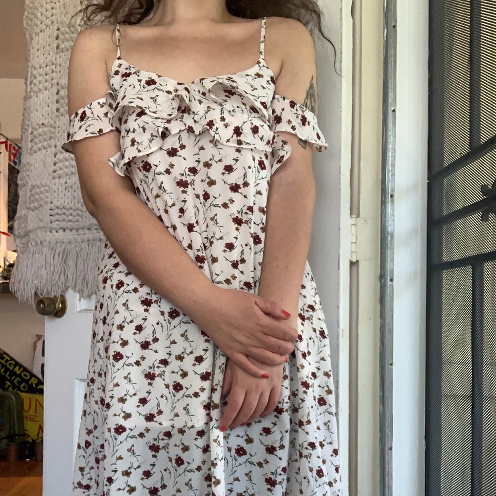 Flowy Floral Maxi Dress with Shoulder Cutout